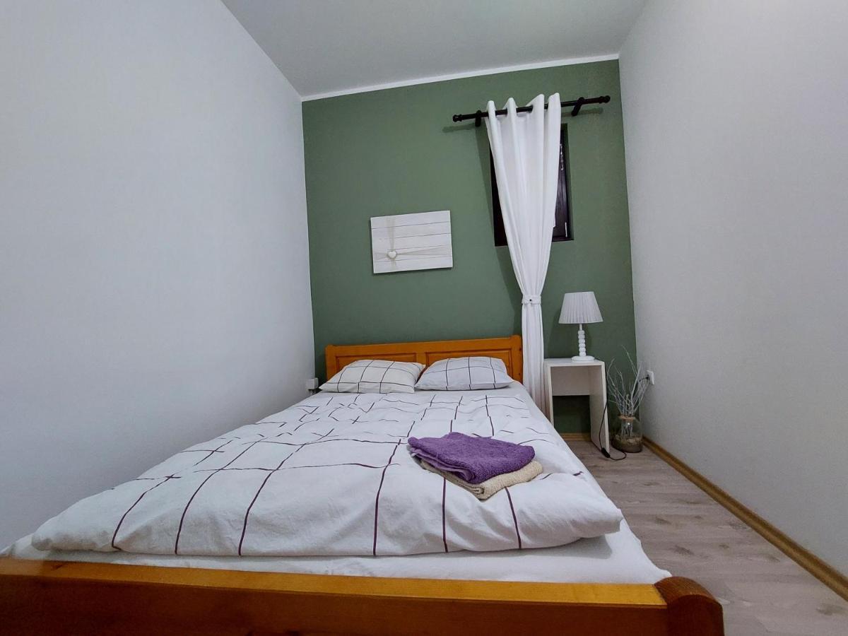 Hostelche Guest House Smederevo Exterior foto
